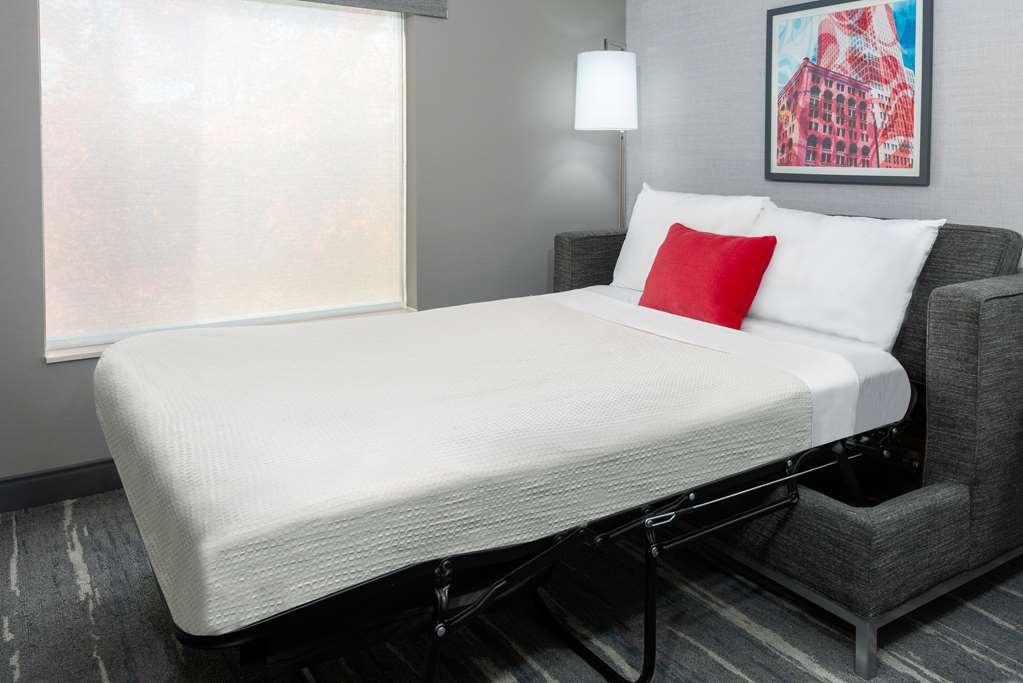 Hampton Inn & Suites Cleveland-ביצ'ווד חדר תמונה